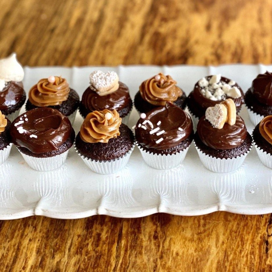 24 Mini Cupcakes - Latin Bakery Austin